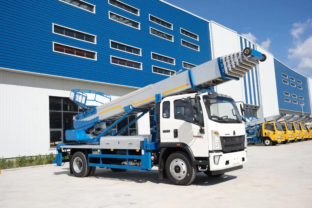 湘潭出租云梯车高空作业车 建筑垃圾搬运